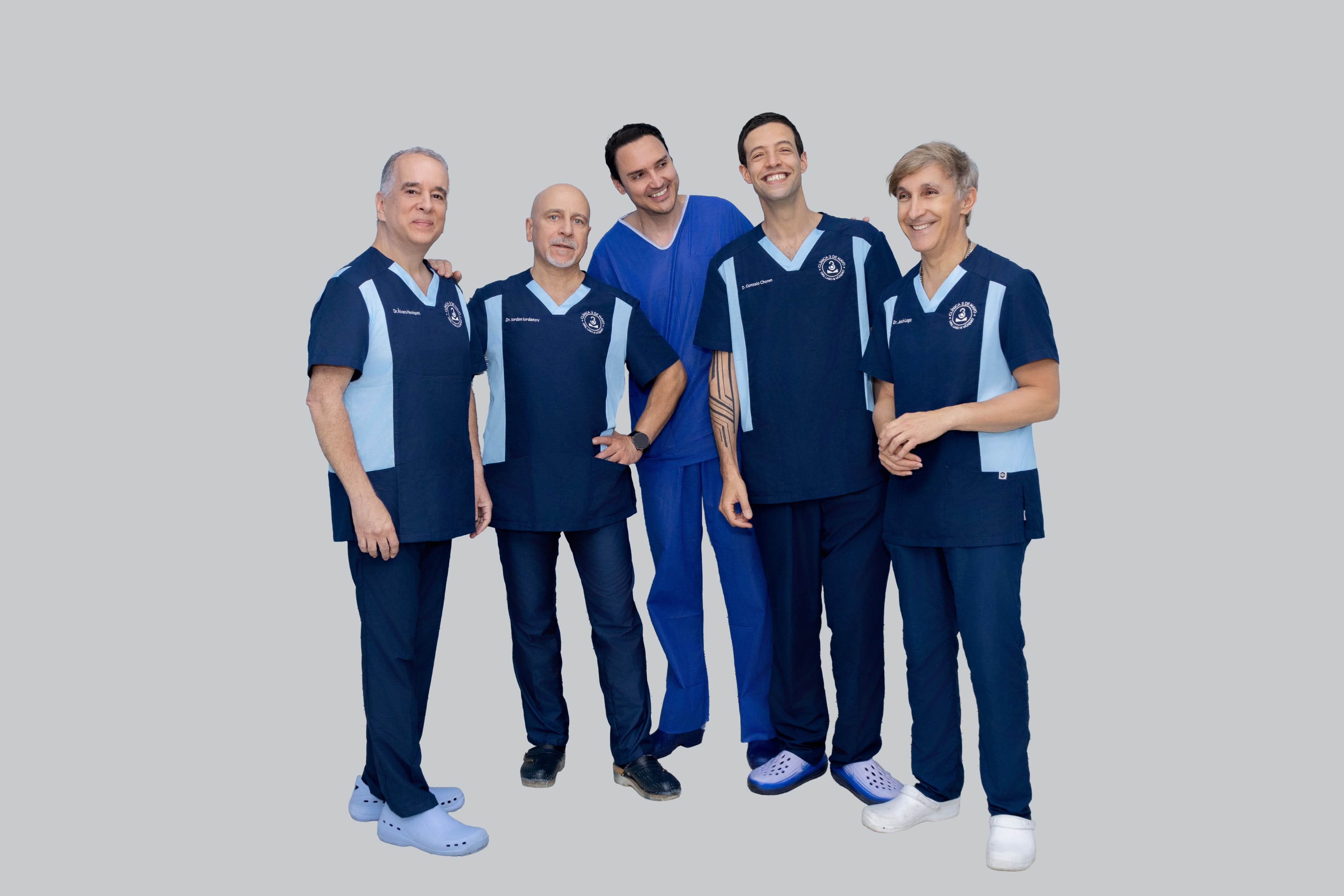 Equipo médico de la Clínica 3 de Mayo
